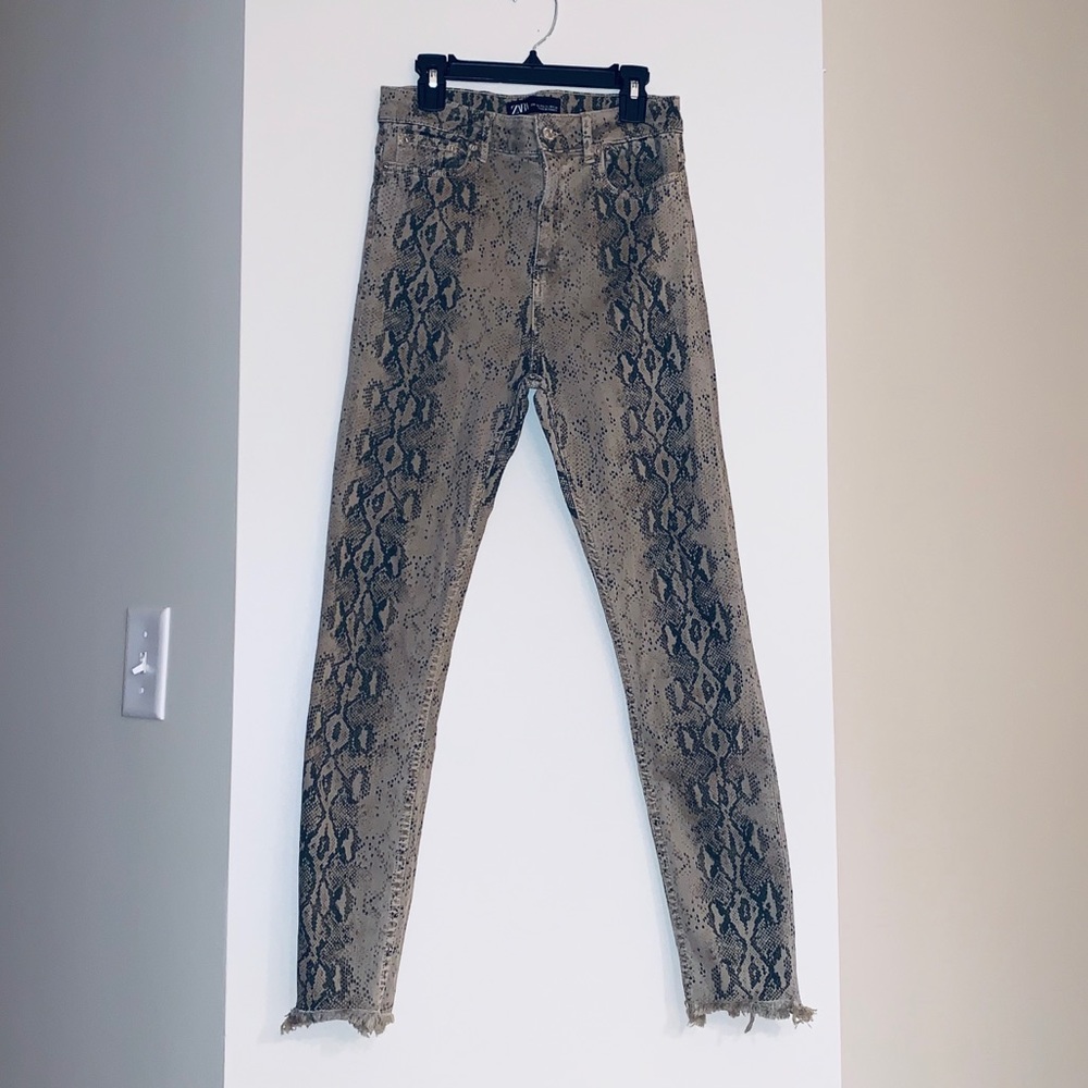 ZARA Snakeskin Print High-waist skinny Jeans NWOT